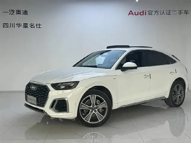 Audi Q5L Sportback 2022, 40 500 км