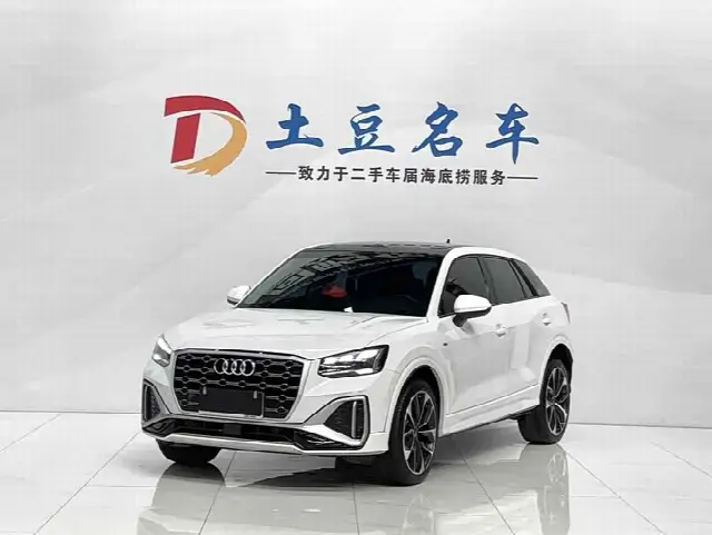 Audi Q2L 2022, 45 200 км