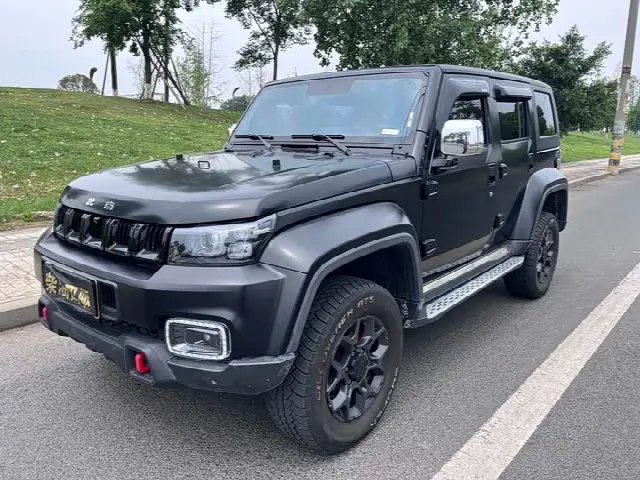 BAIC Beijing BJ40 2023, 30 000 км