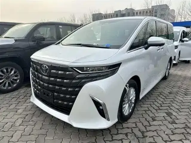 Toyota Alphard 2024, 60 000 км