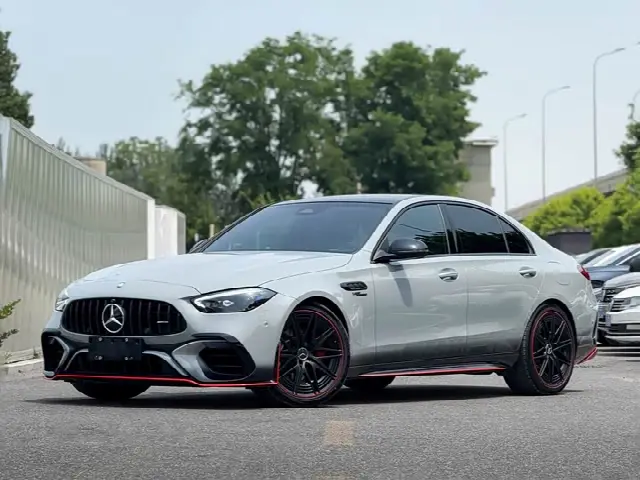 Mercedes-Benz C-Class AMG Hybrid 2024, 11 000 км