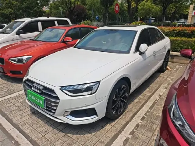 Audi A4L 2022, 19 400 км