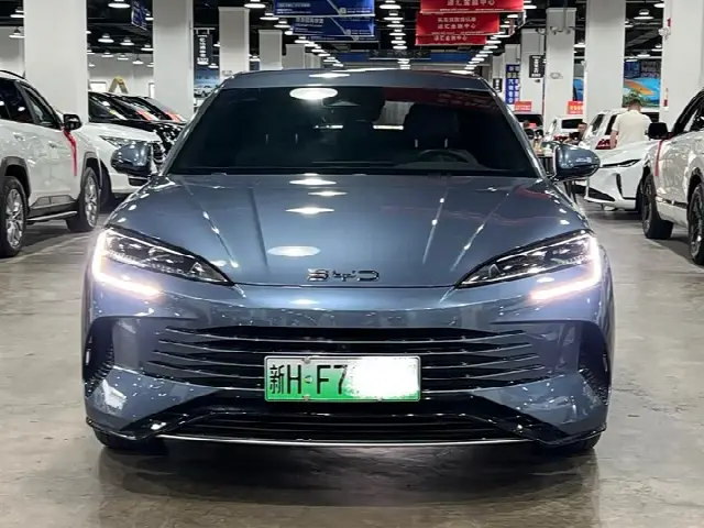 BYD Seal 07 DM-i Hybrid 2025, 16 000 км