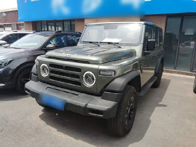 BAW 212 T01 2024, 9 700 км