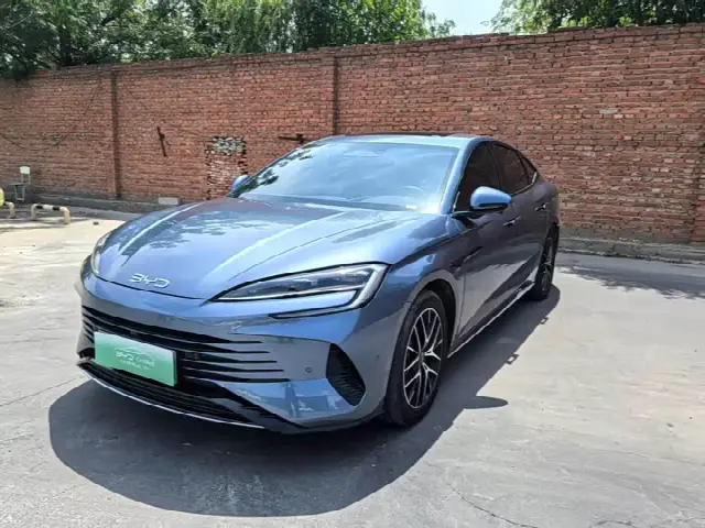 BYD Seal 07 DM-i Hybrid 2025, 15 000 км