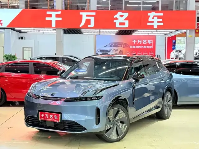 Lynk & Co 08 EM-P Hybrid 2025, 17 000 км