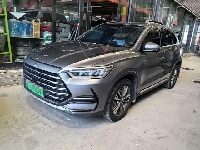 BYD Song Pro Hybrid 2022, 40 000 км