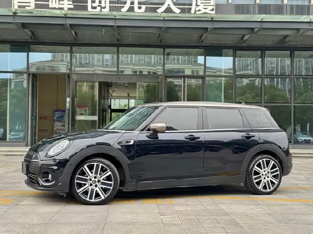 Mini Clubman 2022, 22 000 км