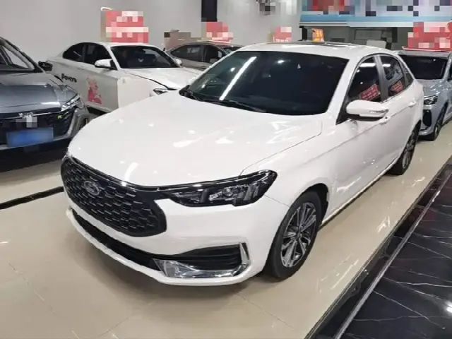 Ford Escort 2021, 59 900 км