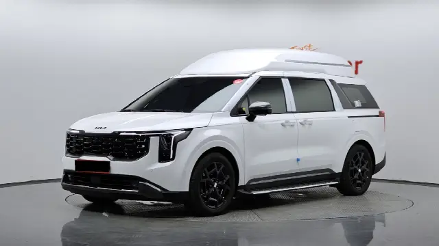 Kia Carnival 2023, новый