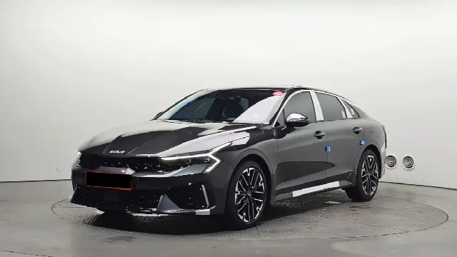 Kia K5 2023, новый