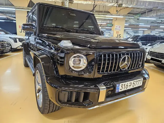 Mercedes-Benz G-Class 2024, новый
