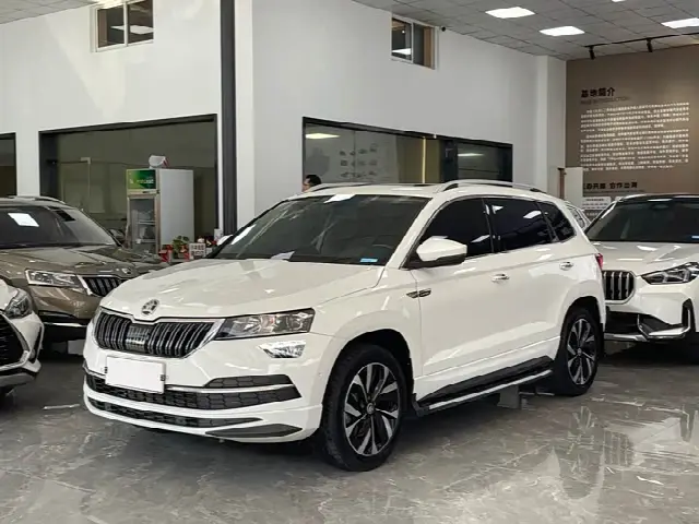 Skoda Karoq 2022, 46 000 км