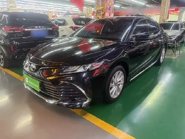 Toyota Camry 2023, 30 800 км