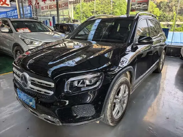 Mercedes-Benz GLB-Class 2023, 34 000 км