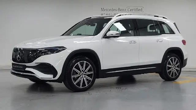 Mercedes-Benz EQB 2022, новый