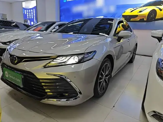 Toyota Camry 2021, 85 700 км