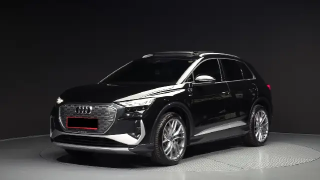 Audi Q4 e-tron 2022, 5 403 км