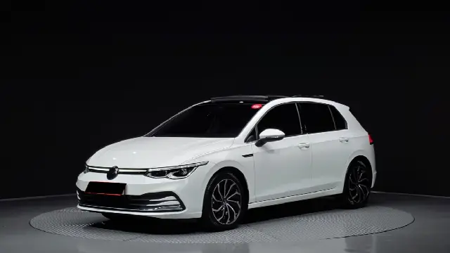 Volkswagen Golf 2022, 42 115 км
