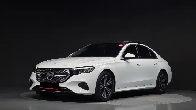Mercedes-Benz E-Class 2024, новый