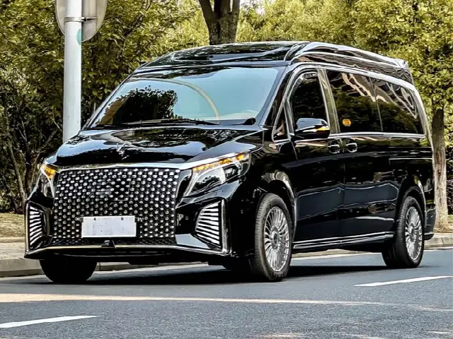 Mercedes-Benz V-Class 2022, 16 000 км