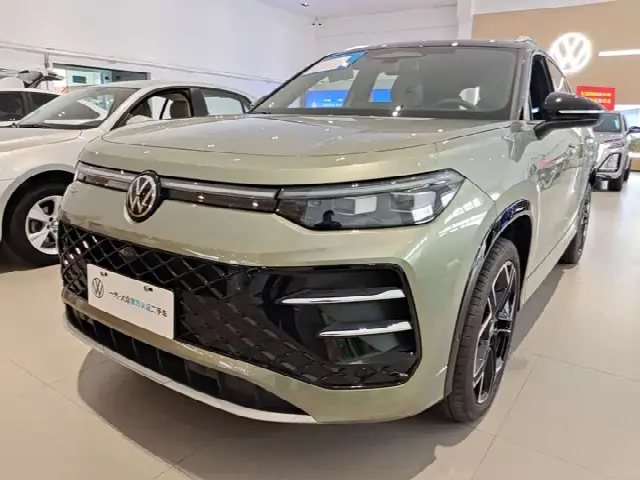 Volkswagen Tayron 2025, новый