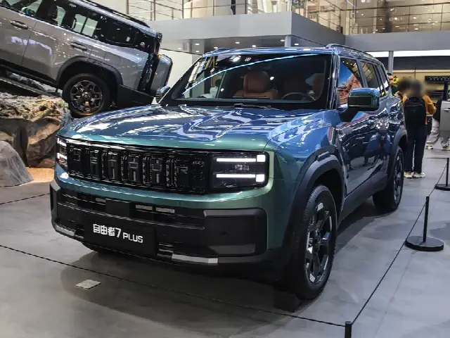 Jetour Freedom 7 Plus 2026, новый