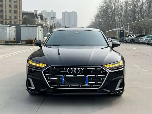 Audi A7L 2024, 62 000 км