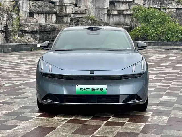 Lynk & Co Z10 2024, 35 000 км