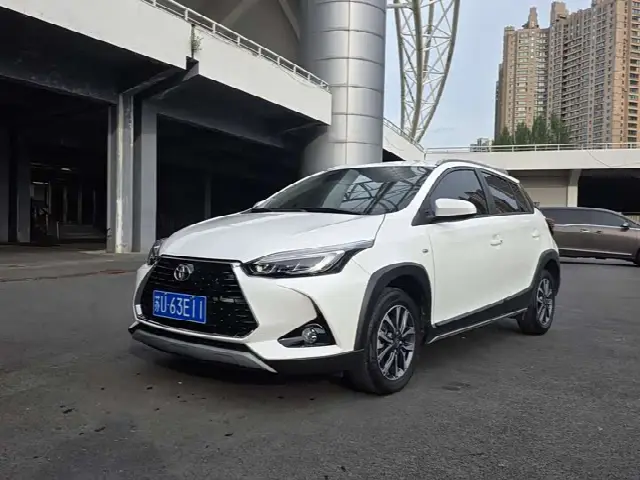 Toyota Yaris L Hatchback 2022, 17 000 км