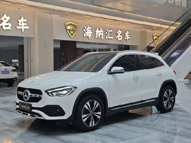 Mercedes-Benz GLA-Class 2023, 39 000 км