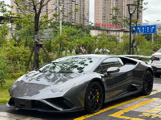 Lamborghini Huracán 2020, 11 000 км