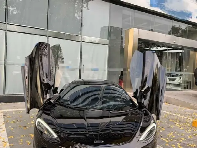 McLaren GT 2022, 9 000 км