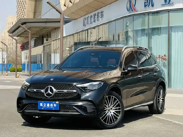 Mercedes-Benz GLC-Class 2024, 20 000 км