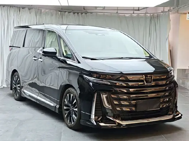 Toyota Vellfire 2024, 57 000 км
