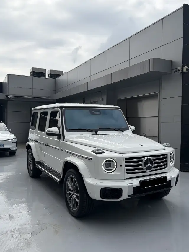 Mercedes-Benz G-Class 2024, новый