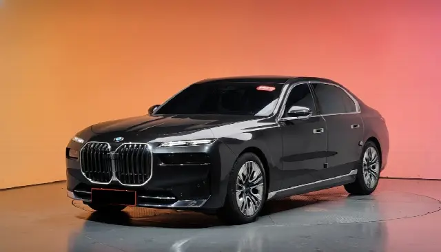 BMW 7 Series 2022, 74 399 км