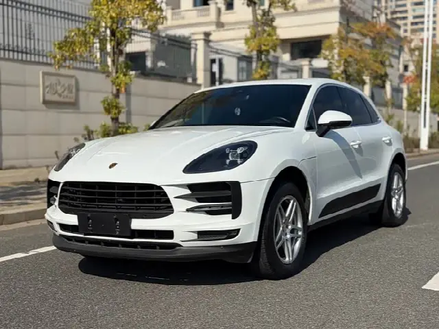 Porsche Macan 2021, 71 000 км