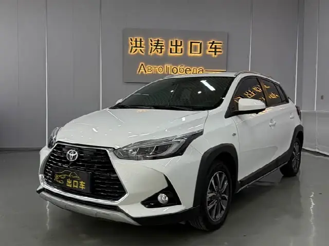 Toyota Yaris L Hatchback 2022, 18 000 км