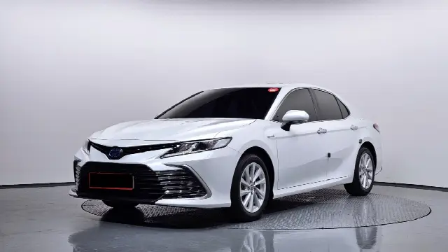 Toyota Camry 2017, 25 142 км