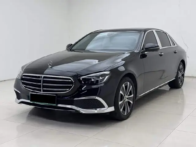 Mercedes-Benz E-Class Hybrid 2023, 43 700 км