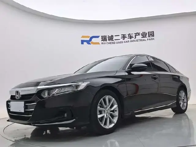 Honda Accord 2022, 60 000 км