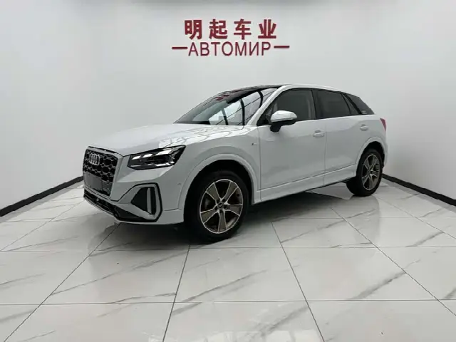 Audi Q2L 2022, 26 000 км