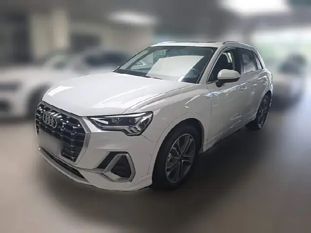Audi Q3 2023, 19 100 км