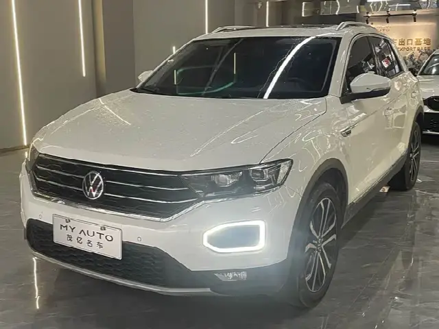 Volkswagen T-Roc 2022, 15 000 км