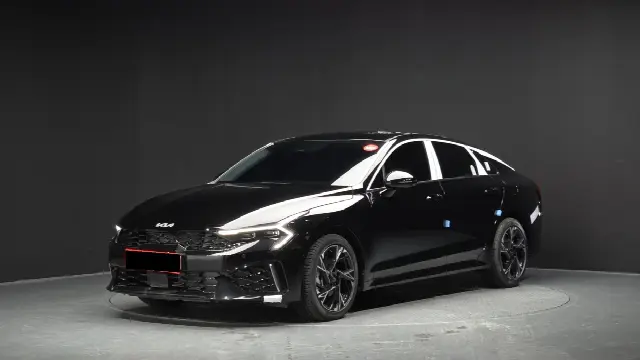 Kia K5 2023, новый