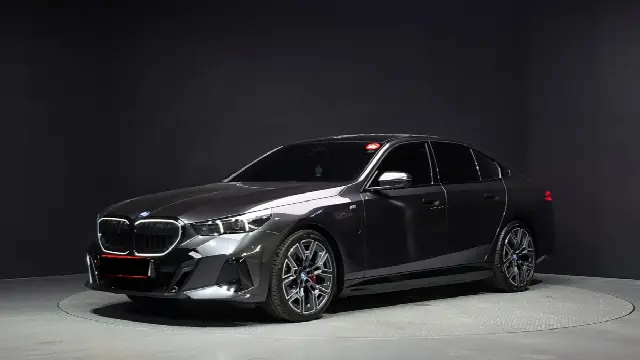 BMW 5 Series 2023, 9 594 км