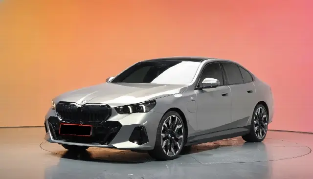BMW 5 Series 2023, 15 368 км