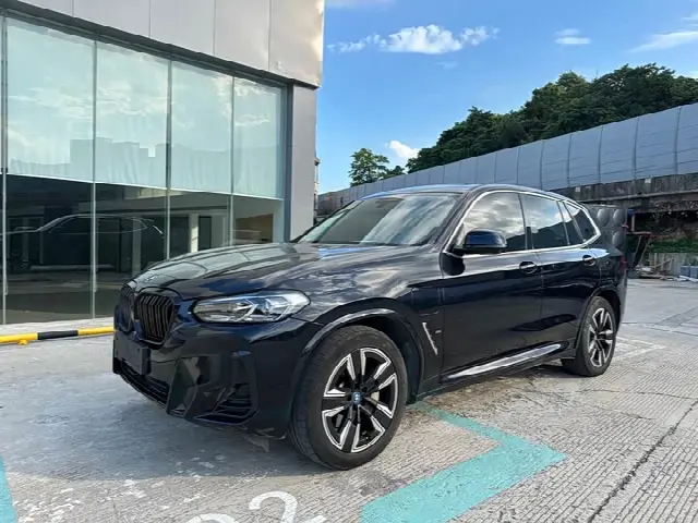 BMW iX3 2022, 60 000 км