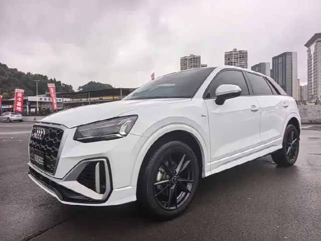 Audi Q2L 2022, 41 000 км